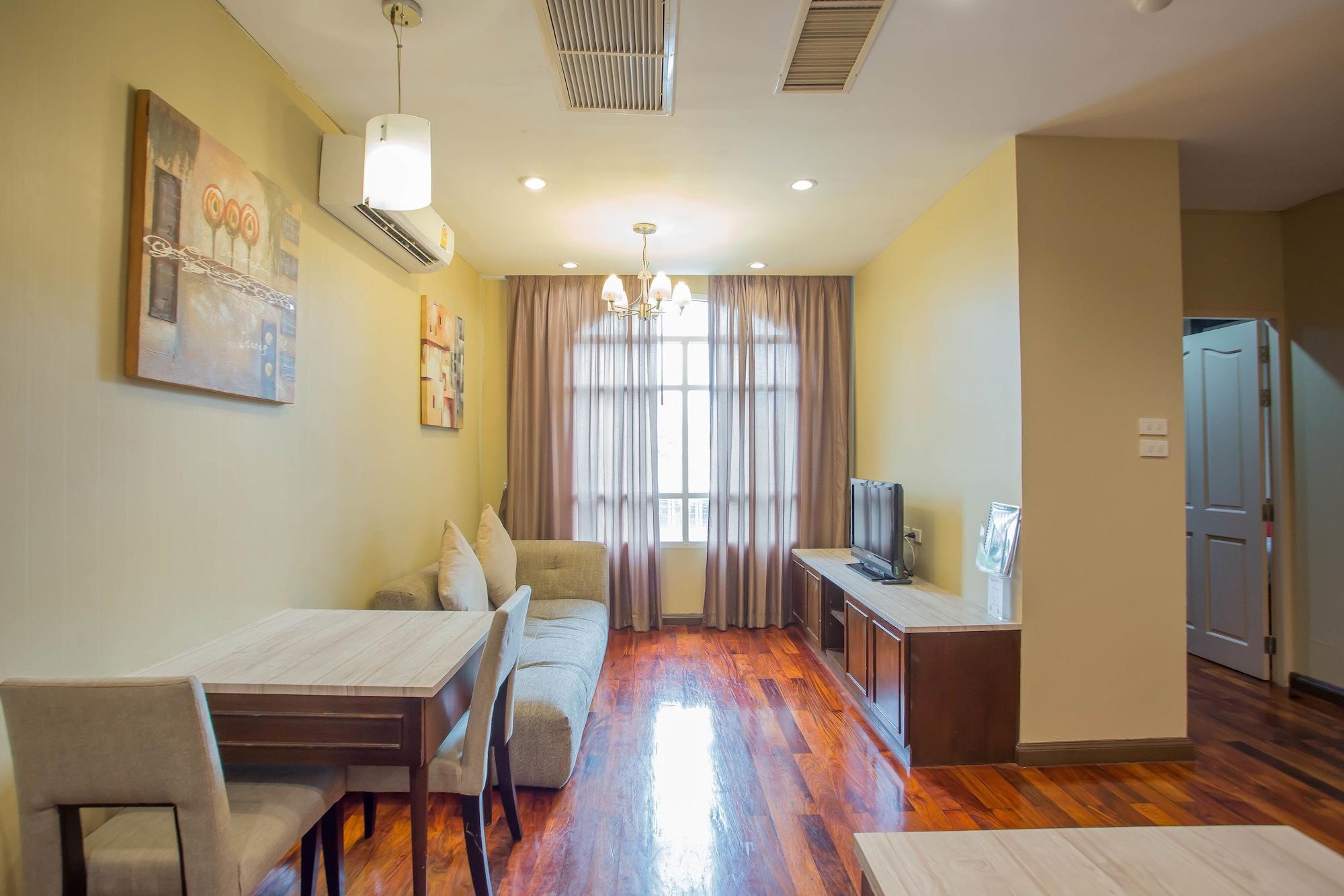 Greenview Ekkamai10 Suite Бангкок Экстерьер фото