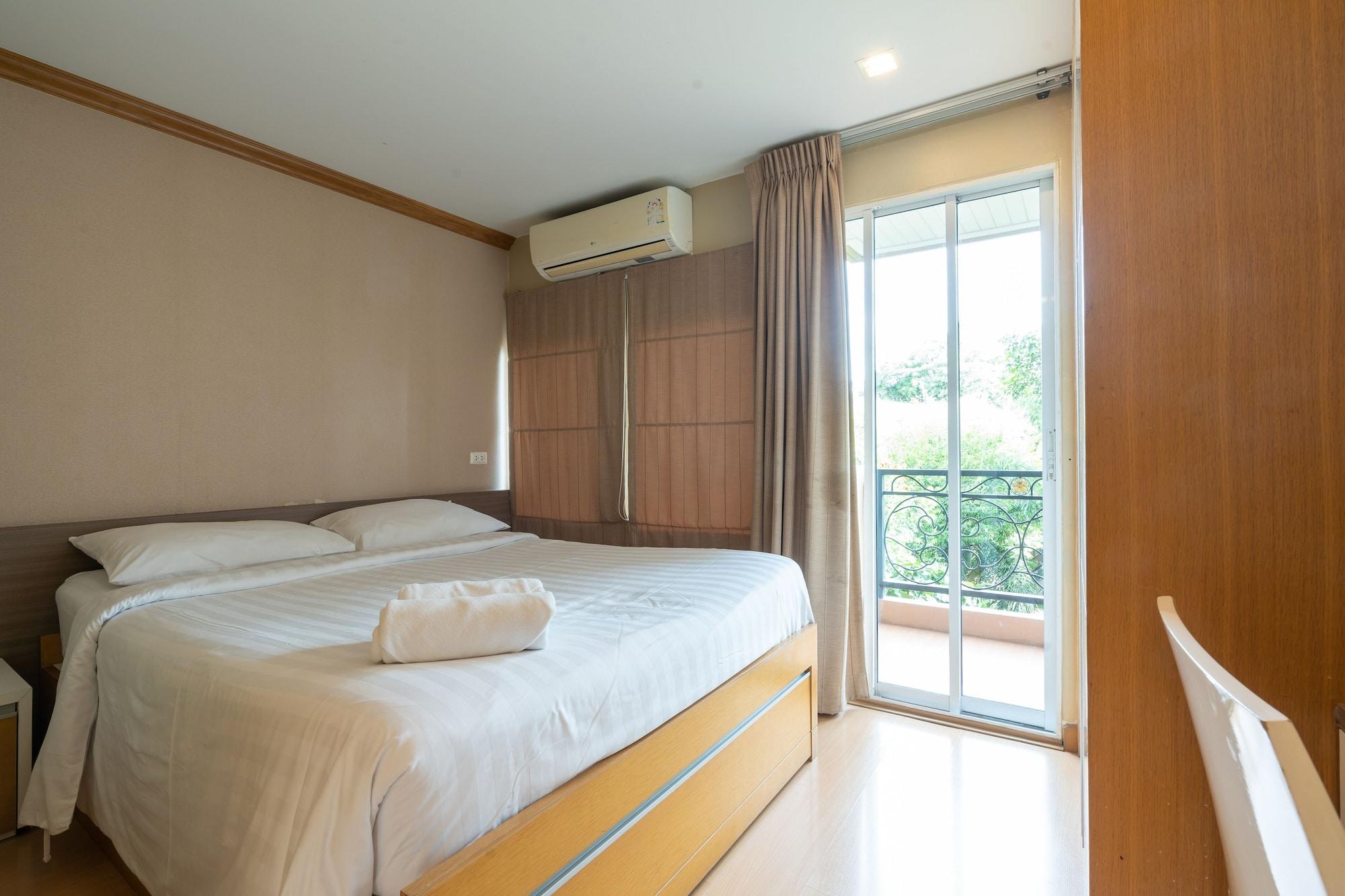 Greenview Ekkamai10 Suite Бангкок Экстерьер фото