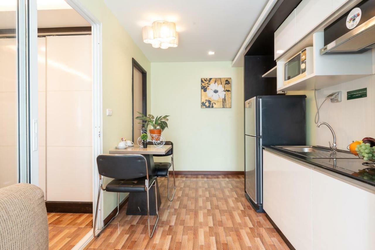 Greenview Ekkamai10 Suite Бангкок Экстерьер фото